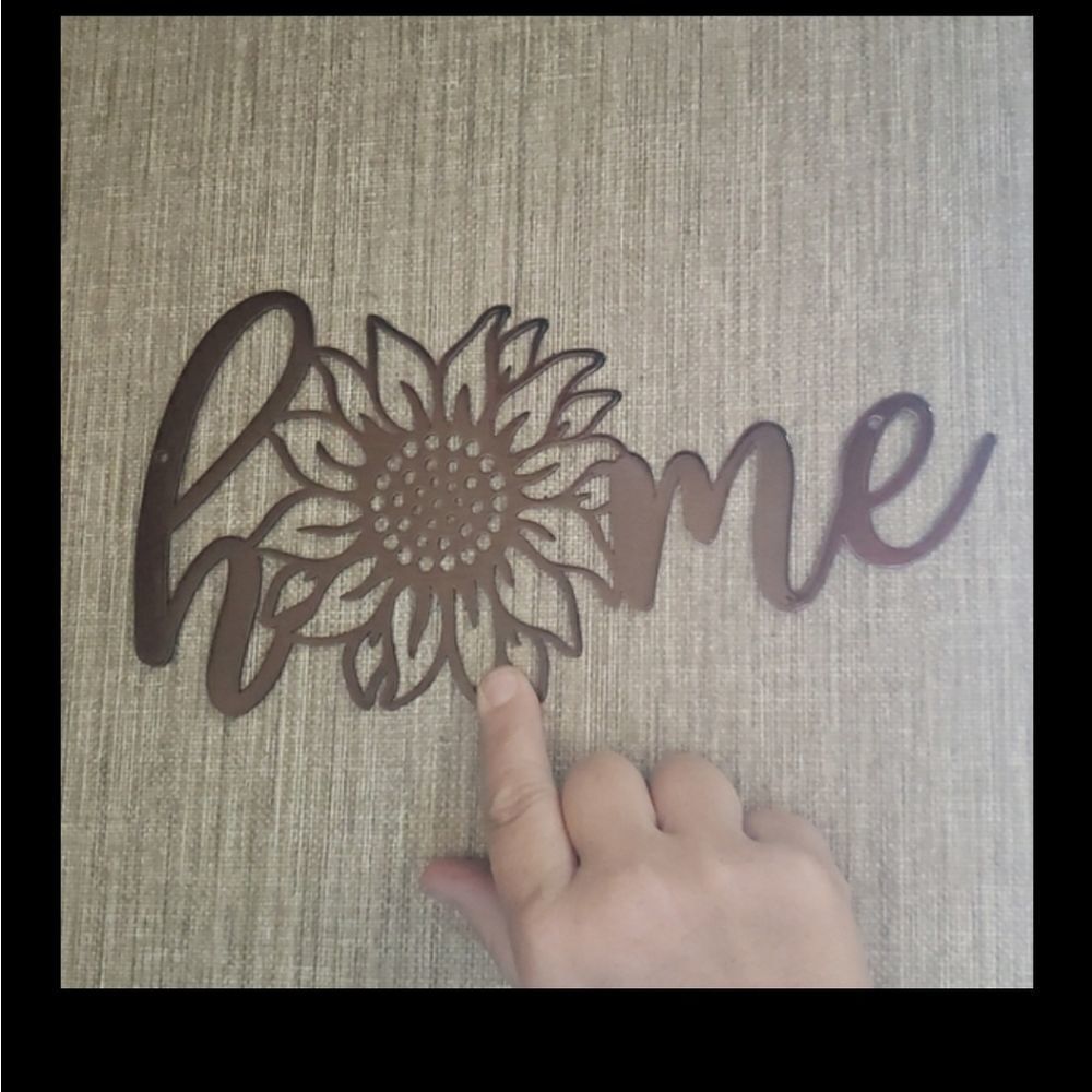 Metal H🌻ME Wall Decor Sign with Sunflower Graphic - Beautiful Bronze Color! - Picture 4 of 5
